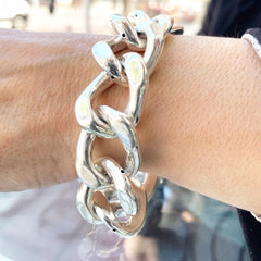 Pulsera de plata barbada eslabones grandes para mujer