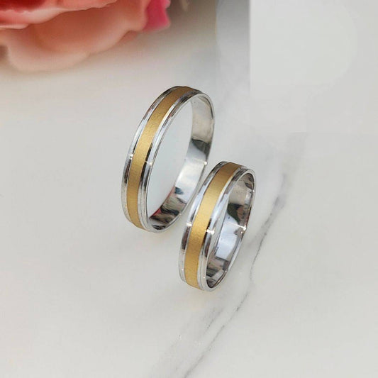 Alianza de Oro blanco 18Kt. franja central oro Amarillo