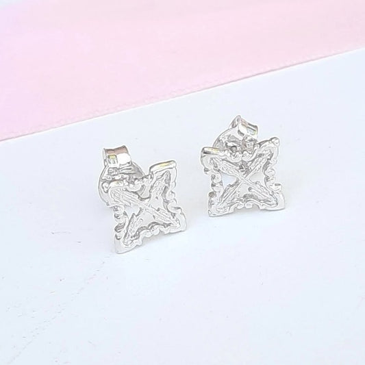 Pendientes de plata Cruz mallorquina o cruz calatrava 11mm