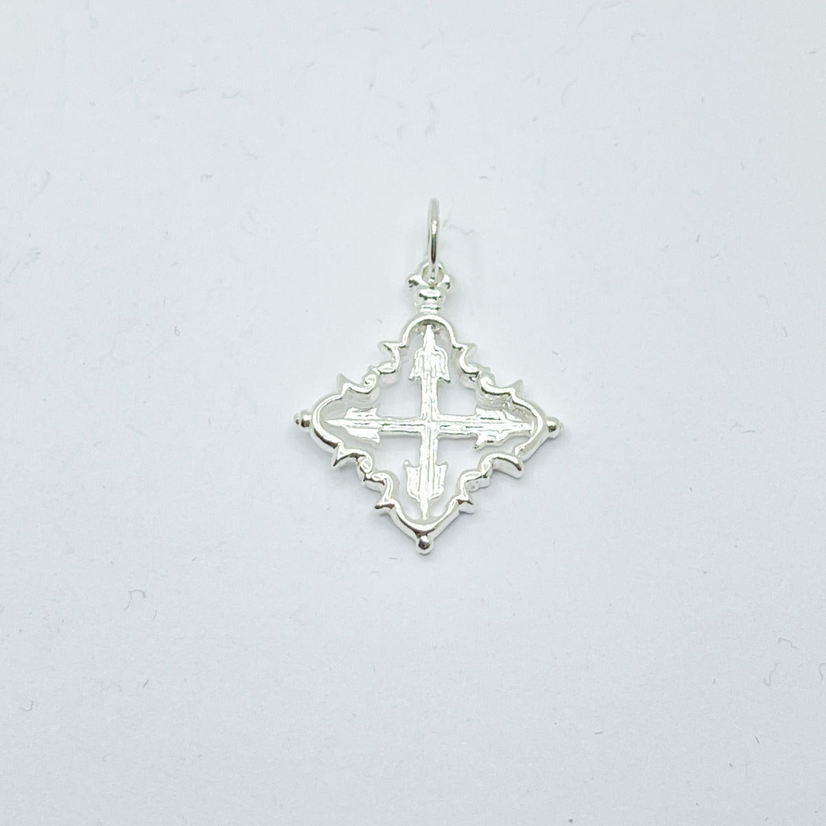 Colgante de plata Cruz mallorquina o Cruz Calatrava