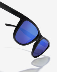 Gafas de Sol Hawkers One Raw Negras SKY polarizadas para hombre