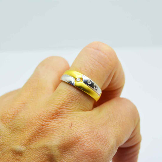 Anillo de oro 18k Bicolor 3 Diamantes tallado