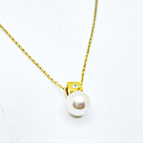 Collar de oro 18k perla blanca Majorica con circonita "tu y yo" para mujer
