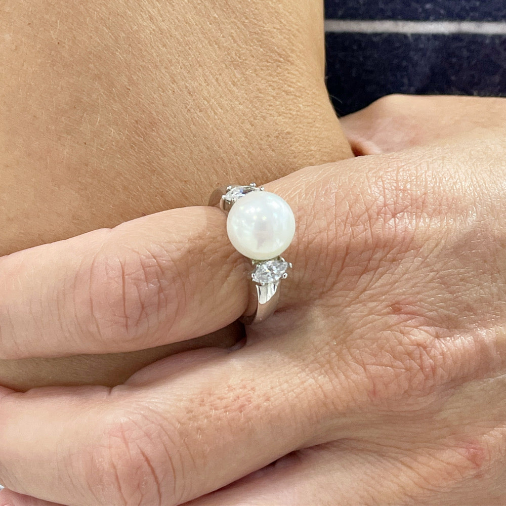 Anillo de plata perla blanca Majorica LILIT con circonitas para mujer