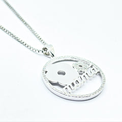 Collar con colgante MAMA de plata Circulo de circonitas con flores para mujer